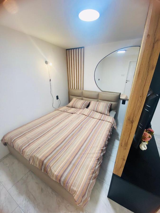 Urban Chic Studio Ni Esterno foto